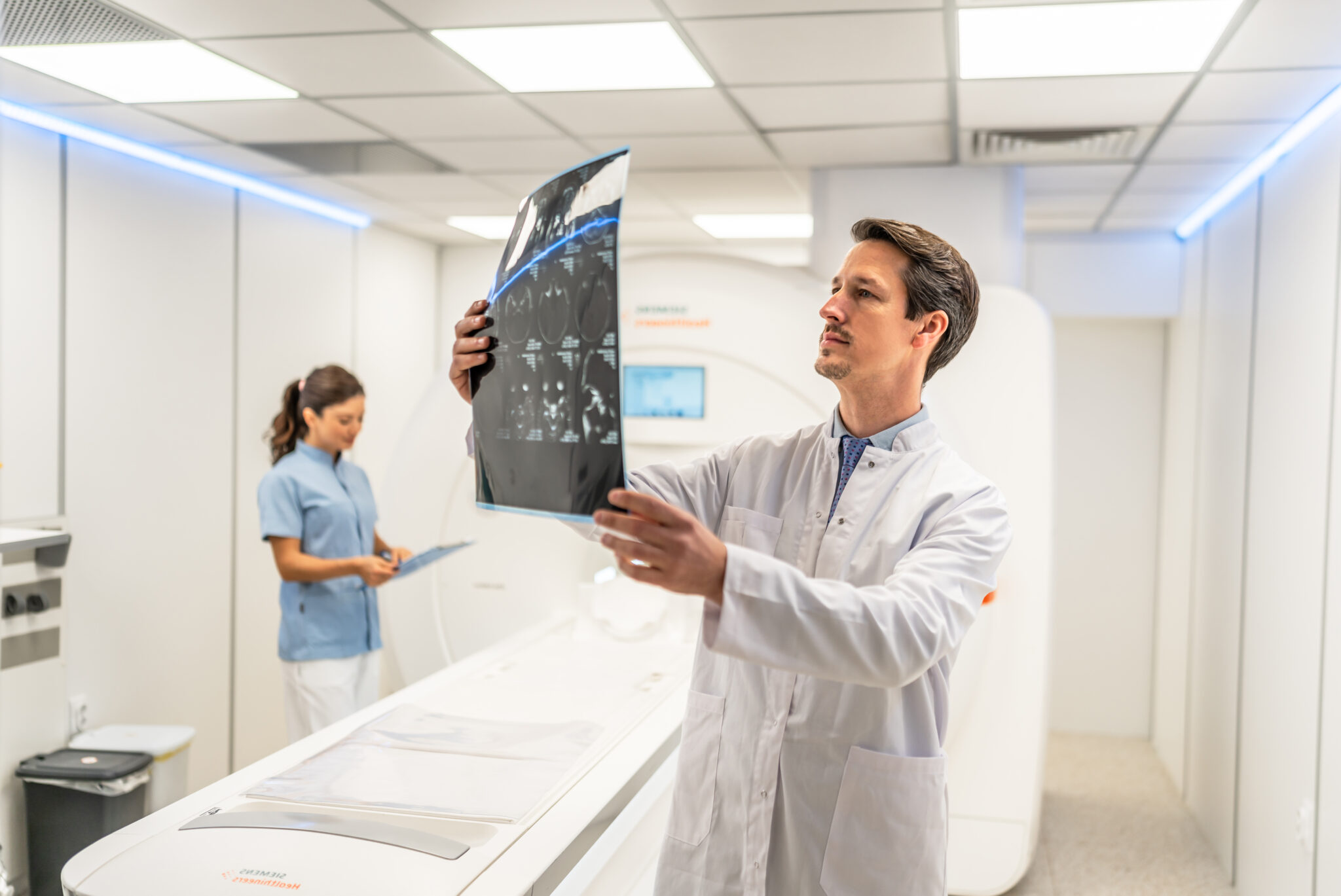 Magnetna rezonanca abdomena cena